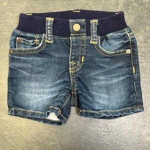 Gap Baby 5 pocket Jean shorts size 6-12 months